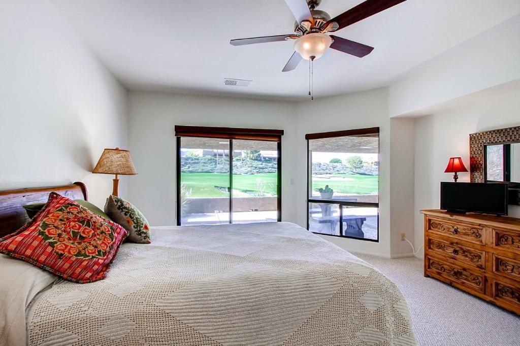 Country Club Home 2 Bedroom 2 Ba And Den About 1 Mi To Golf بورّغو سبرينغس المظهر الخارجي الصورة